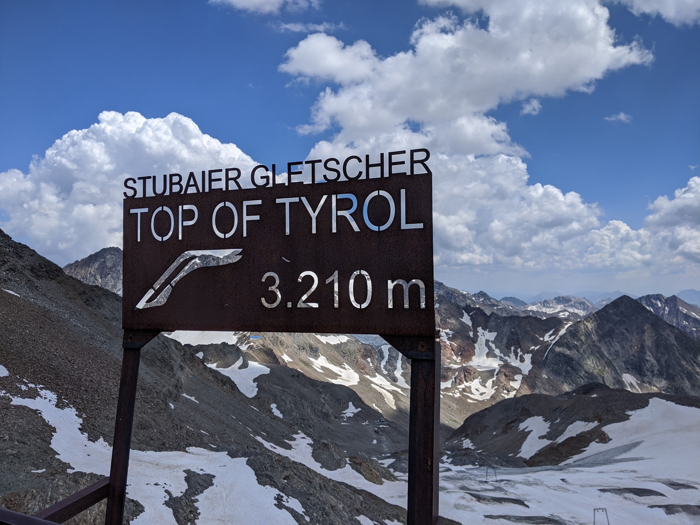Stubai Glacier (Stubaier Gletscher)